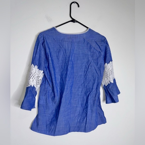 Lilly Pulitzer Chambray/ French Blue Tunic with Lace Bell Sleeves - Picture 4 of 8